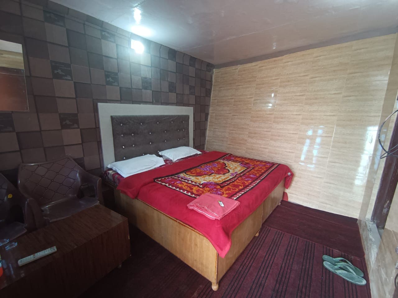 Double bed room at Karan Resort